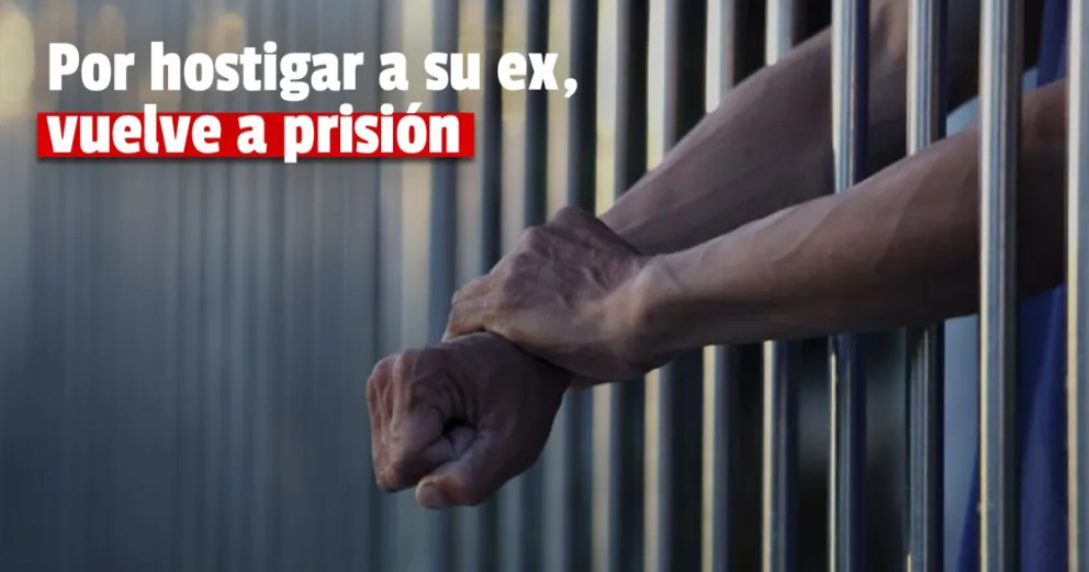 Una mujer se escondió en el baño de su ex, quien tiene prohibición de acercamiento 