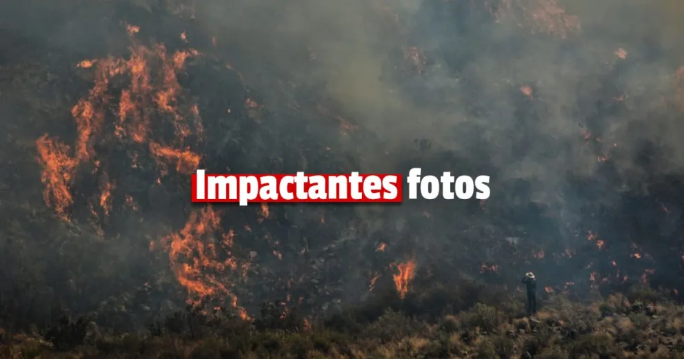 Las fotos del incendio en las sierras de Valle Fértil