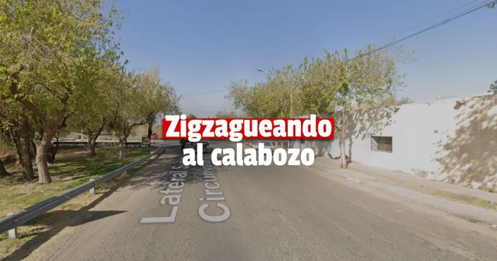 Andaban haciendo zig zag en moto, insultaron a la Policía y terminaron detenidos 