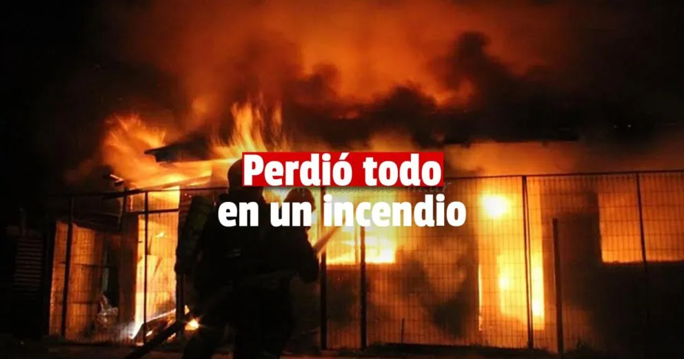 Por un cortocircuito se incendió un comercio capitalino 