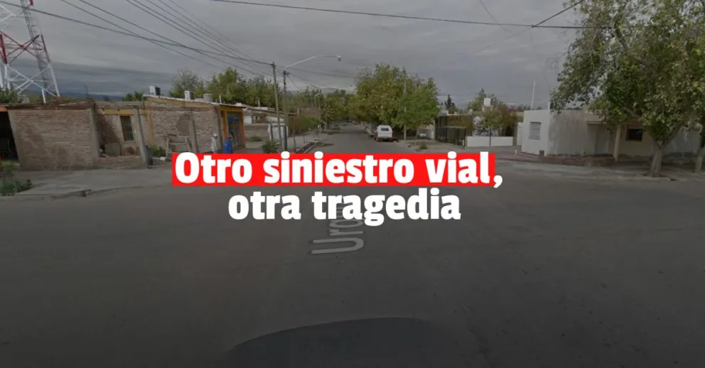 Un joven motociclista murió tras chocar  con un camión 