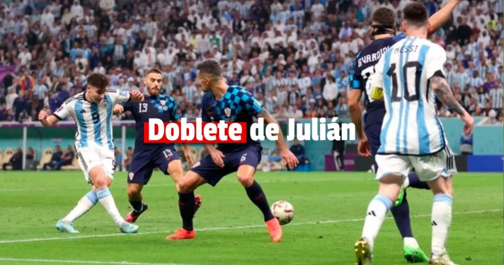 Asistencia de Messi para el segundo de Julián y el tercero de Argentina 