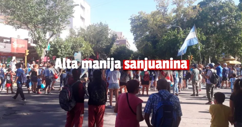 San Juan salió a celebrar el pase a la final de la Copa del Mundo