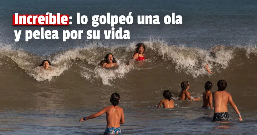 Lo golpeó una ola y se encuentra en terapia intensiva