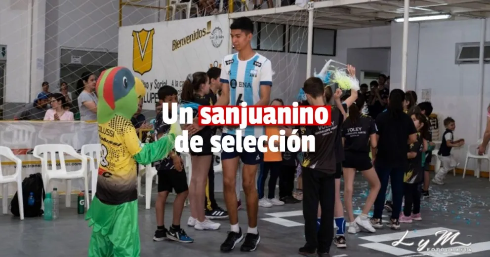 Elías Flores está en la Selección Argentina de Vóley U19