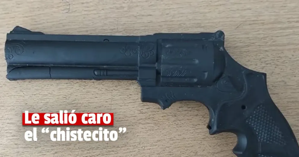 Un menor intentó robar con un arma de juguete y quedó detenido 