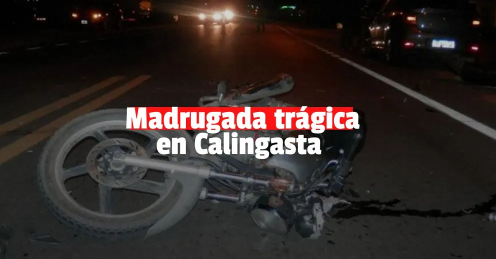 Un motociclista chocó con un camión estacionado y murió