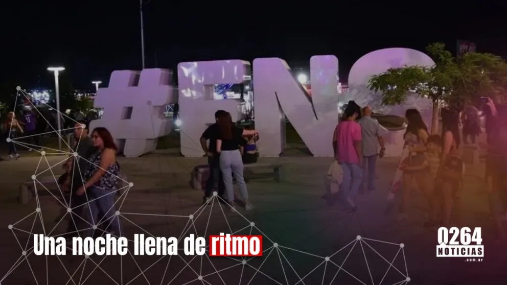 Niños, jóvenes y adultos disfrutan de la segunda noche de la FNS