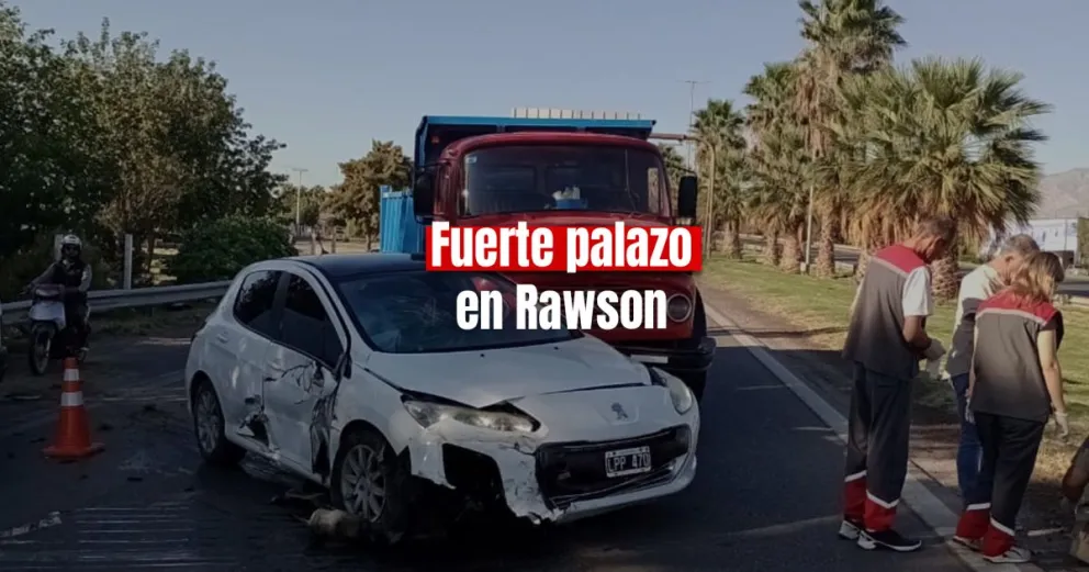 Choque en Ruta 40 entre un auto y camión