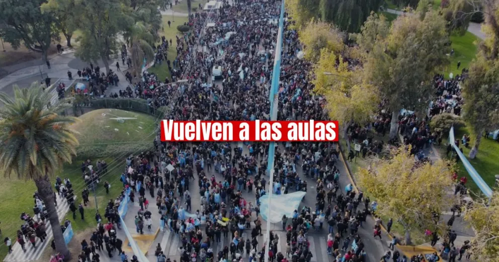 Los autoconvocados decidieron volver a las aulas