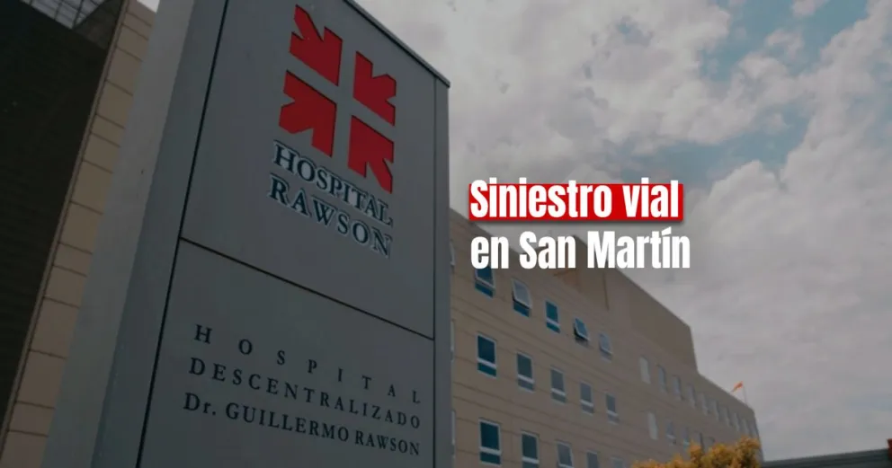 Un motociclista chocó con una camioneta y tuvo que ser hospitalizado 