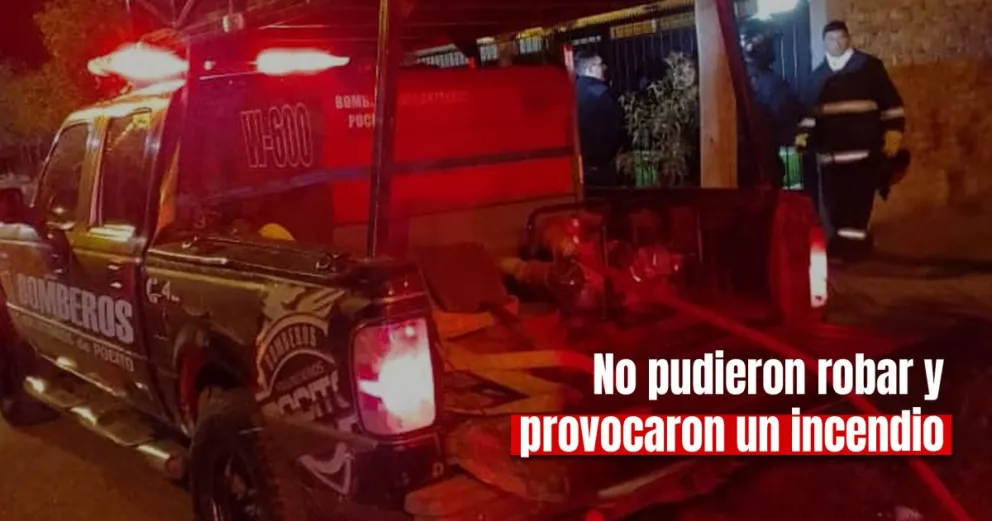 Ladrones quisieron robar una moto, no pudieron y la prendieron fuego 