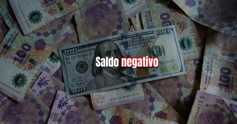 Durante el mes de abril, el dólar tuvo una suba de 18,7%